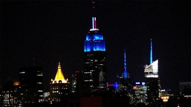 Vote to change the color of the LED lights on the Empire State Building | TweakTown.com