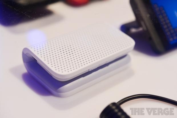BlackBerry Z10 cases, backup battery charger, and Bluetooth speaker revealed at BB10 Launch Event 4
