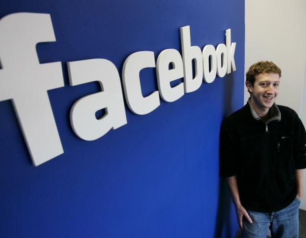 Facebook's Mark Zuckerberg claims #1 CEO spot, kicks Apple's Tim Cook to #18 1 Facebook's Mark Zuckerberg claims #1 CEO spot, kicks Apple's Tim Cook to #18 1