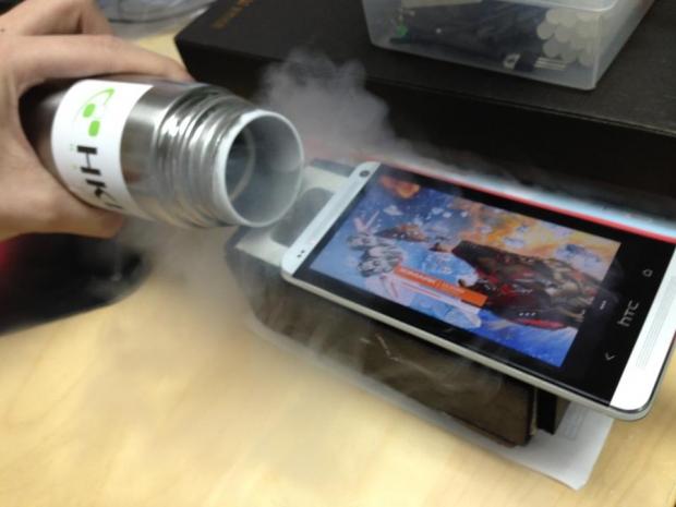 HTC One gets overclocked with LN2, gets boost in 3DMark score 2 HTC One gets overclocked with LN2, gets boost in 3DMark score 2