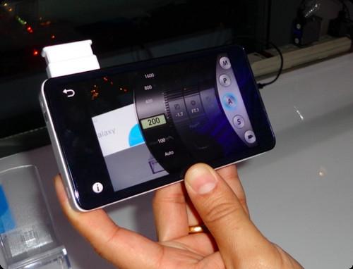 RumorTT: Samsung Galaxy S4 Zoom smart-camera shows up on Bluetooth SIG website 2 RumorTT: Samsung Galaxy S4 Zoom smart-camera shows up on Bluetooth SIG website 2