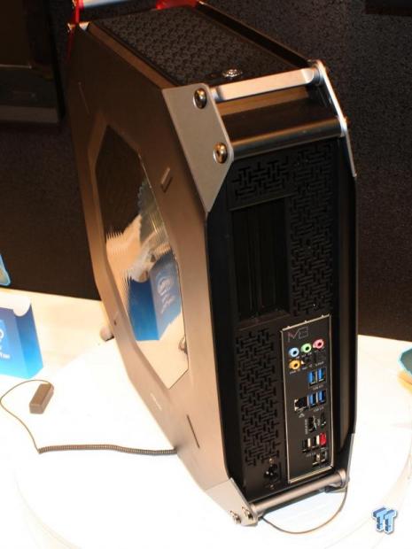 ASRock hit the start line with BMW Designworks Barebone 04 ASRock hit the start line with BMW Designworks Barebone 04