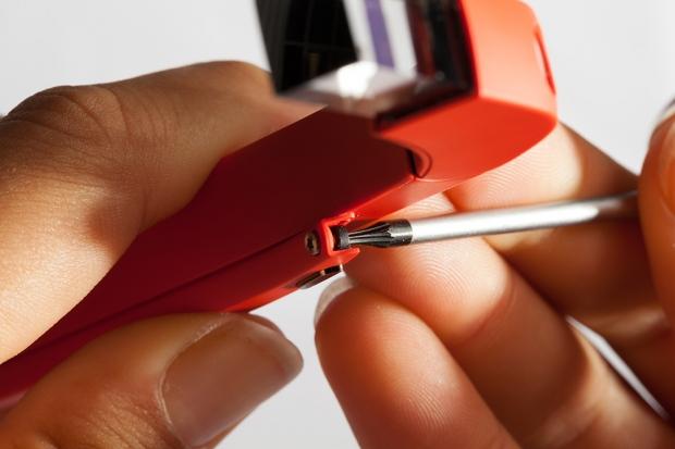SparkFun Electronics beats iFixit to the punch, becomes first to post a teardown of Google Glass 5 SparkFun Electronics beats iFixit to the punch, becomes first to post a teardown of Google Glass 5