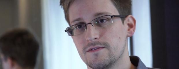 Open enlarged image A petition demanding the US government to pardon Edward Snowden passes 100,000 signatures, forces the White House to respond | TweakTown.com
