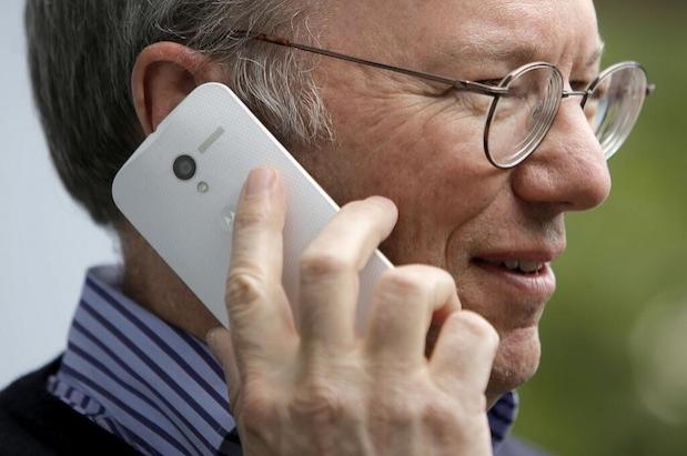 Google's Eric Schmidt spotted with a Motorola Moto X 1 Google's Eric Schmidt spotted with a Motorola Moto X 1