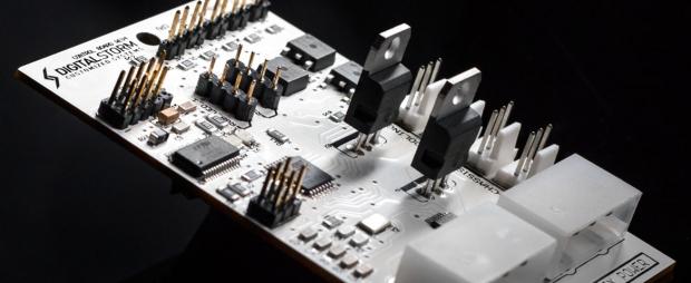Digital Storm raises the bar in PC liquid cooling with the HydroLux 1 Digital Storm raises the bar in PC liquid cooling with the HydroLux 1