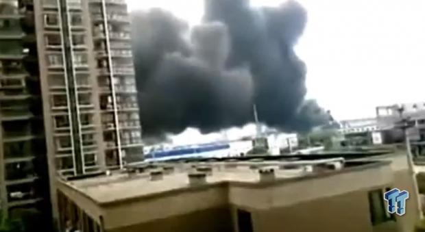 Open enlarged image Industry analyst still unsure of the significance of Hynix fire | TweakTown.com