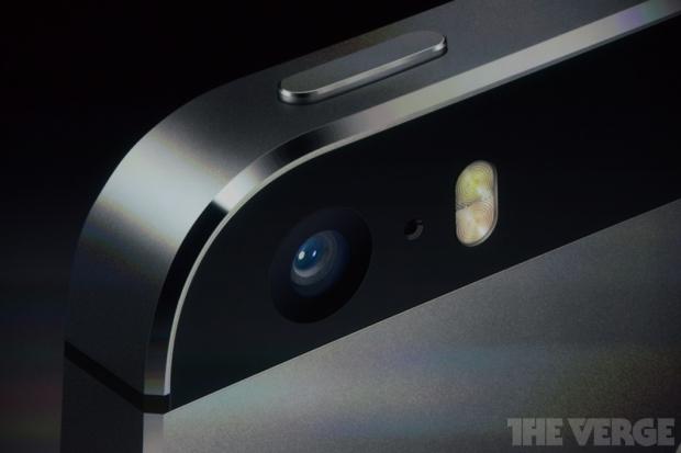 Apple introduces the iPhone 5S, its new flagship smartphone 14