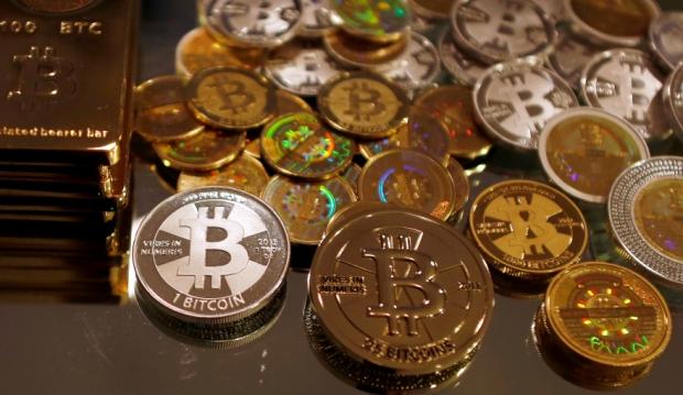 Open enlarged image Bitcoin prices head south after news of Silk Road seizure spreads | TweakTown.com