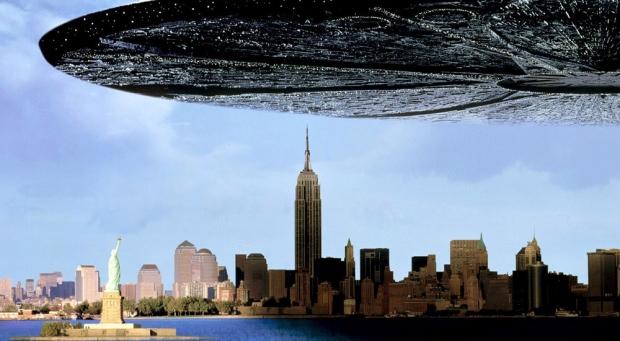Fox announce one year delay to Independence Day sequel 2