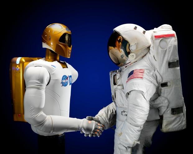 Humanoid robonaut 2 learning how to handle medical space emergencies | TweakTown.com
