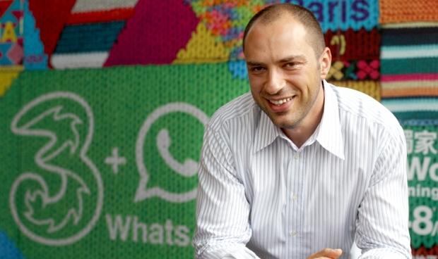 Open enlarged image WhatsApp apologizes for outage on heals of voice calling announcement | TweakTown.com