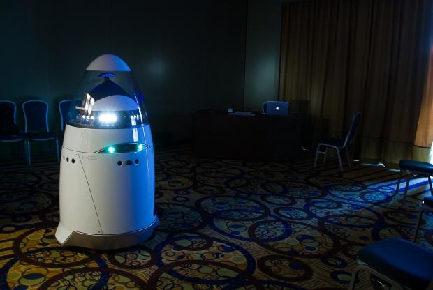 K5 security robot set to begin protecting Silicon Valley campus 1 K5 security robot set to begin protecting Silicon Valley campus 1