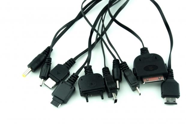 Open enlarged image EU approves draft law for universal mobile charger | TweakTown.com