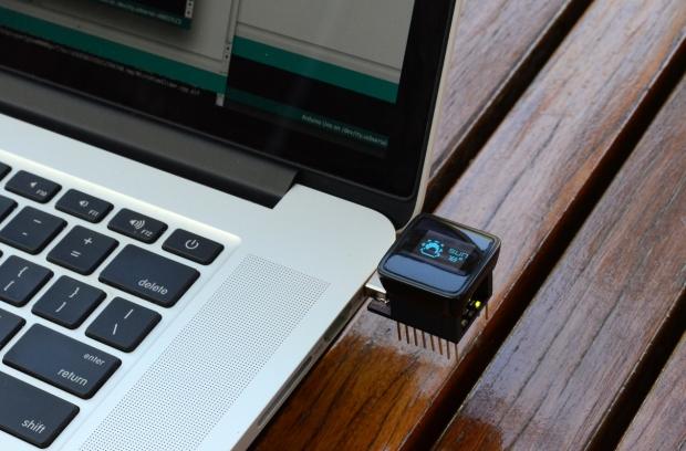 Meet the MicroView, a chip-sized Arduino with built-in OLED display 2