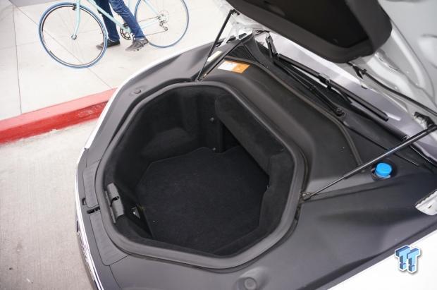 We go for a drive in the Tesla Model S with Google Glass 03