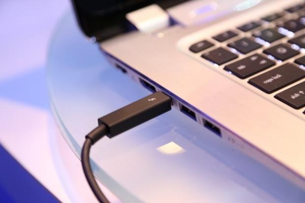 Intel teases Thunderbolt Networking for Windows, 10Gbps transfers | TweakTown.com