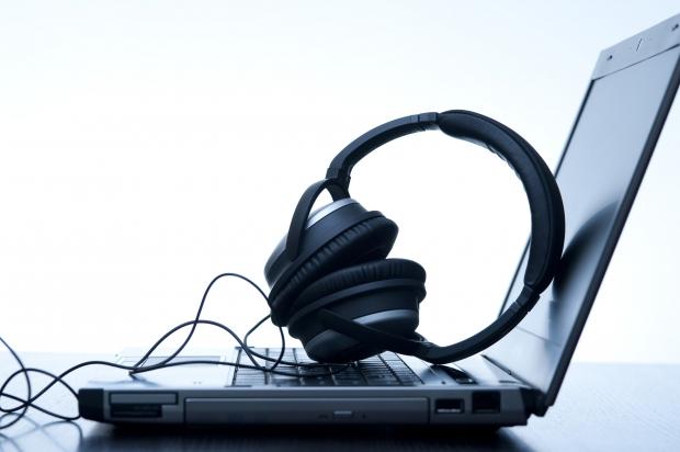 Research: YouTube hurts music album sales in the digital age | TweakTown.com