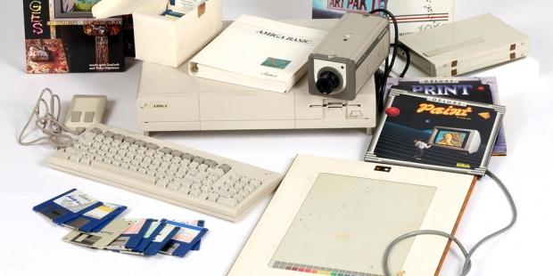 Researchers find lost Andy Warhol art from 30-year-old floppy disks 02