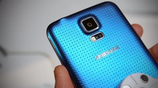 Open enlarged image A number of Galaxy S5's are experiencing issues with their camera | TweakTown.com