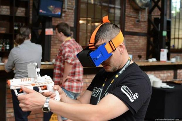 Virzzmo VR headset is powered by your smartphone | TweakTown.com