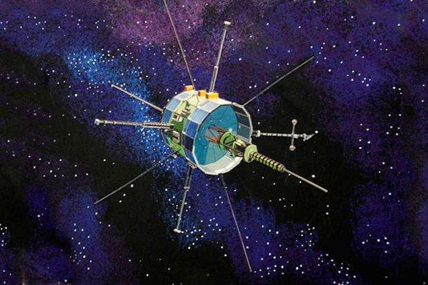 NASA and amateur astronomers work to put old satellite back 