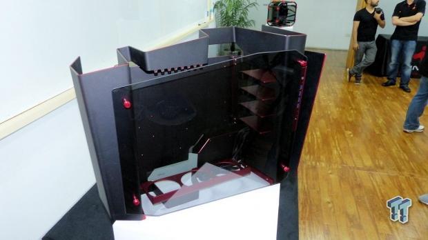 Open Gallery In Win's new S-Frame case, an incredible work of art at $799 05