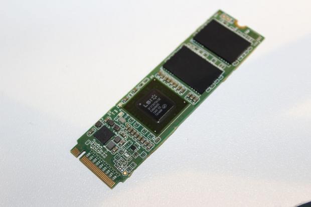 ADATA demo's DDR4 and SandForce SF3700 SSD at Computex 2014 04