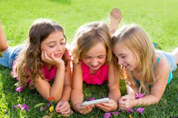 Growing number of apps let parents control children's smartphones | TweakTown.com