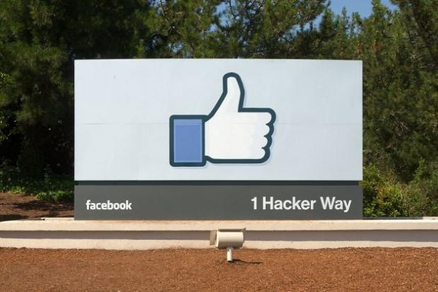 Thousands rally behind lawsuit that claims Facebook broke EU data law | TweakTown.com