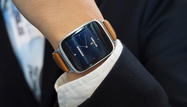 Open enlarged image ASUS makes its ZenWatch official, powered by Android Wear for $260 | TweakTown.com