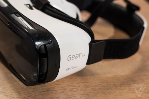 Open Gallery Samsung announces Gear VR, works with Galaxy Note 4 11