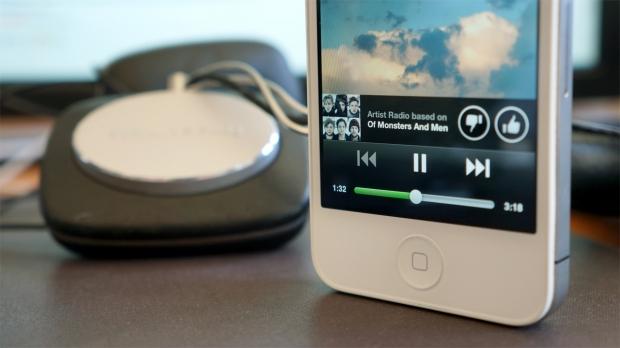 Open enlarged image Music industry struggles to cash in on streaming music sales | TweakTown.com