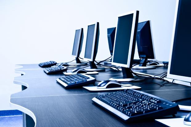 Open enlarged image IDC notes PC shipments dropped 1.7% in Q3, better than expected | TweakTown.com