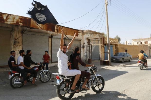 Open enlarged image Western world wants to combat Islamic State on battlefield, Internet | TweakTown.com