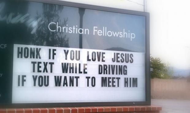 98% of drivers who text and drive aware of dangers, but do it anyway | TweakTown.com