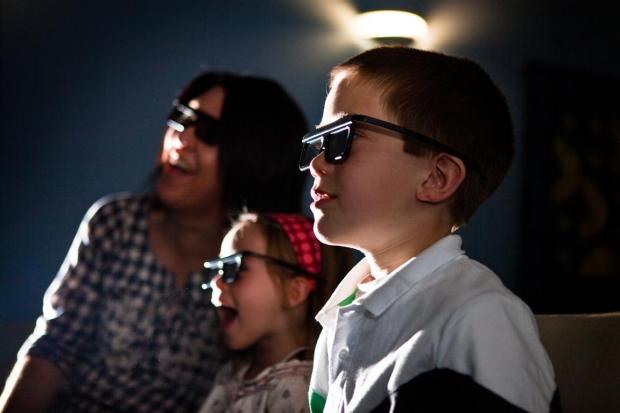 Open enlarged image Report: 3D usage for children under six should be avoided | TweakTown.com