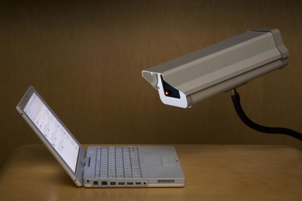 Pew research finds many users don't trust Internet privacy anymore | TweakTown.com