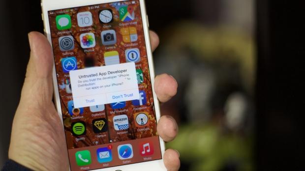 Apple urges consumers to download apps only from authorized sources | TweakTown.com