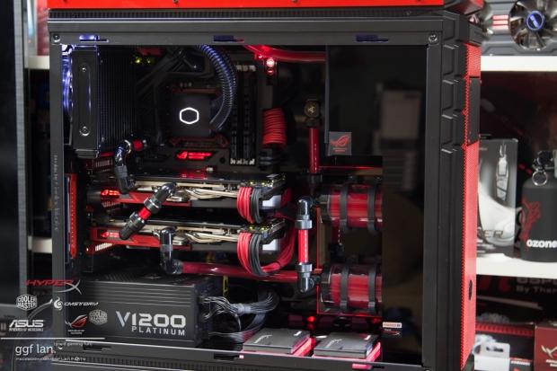 GGF LANs CoolerMaster build is a monster 090