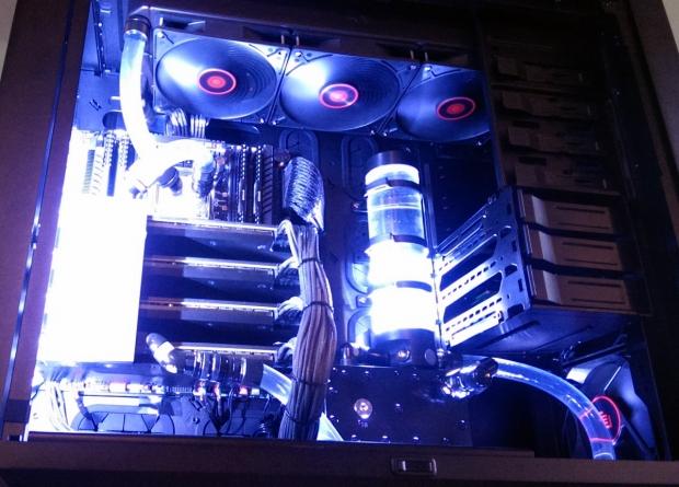 GeForce GTX Titan Z GPUs in 4-way SLI powered Super Bowl halftime show 02