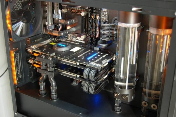 The CoolerMaster HAF Stacker is back again in a gentle giant style mod 076