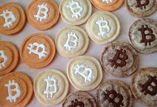 Bitcoin fighting to gain widespread support, while challenges remain | TweakTown.com