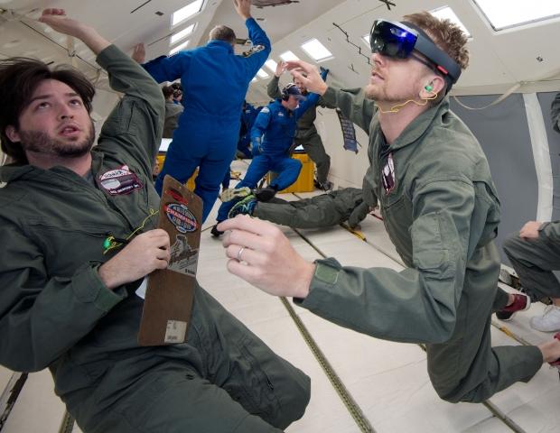 Microsoft HoloLens is heading to space, aboard the space station 01