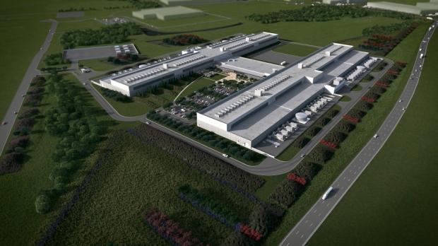 Open enlarged image Facebook to outfit 50% its data centers with renewable energy by 2018 | TweakTown.com