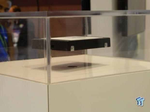 Samsung shows off some next-gen storage products at FMS 2015 03