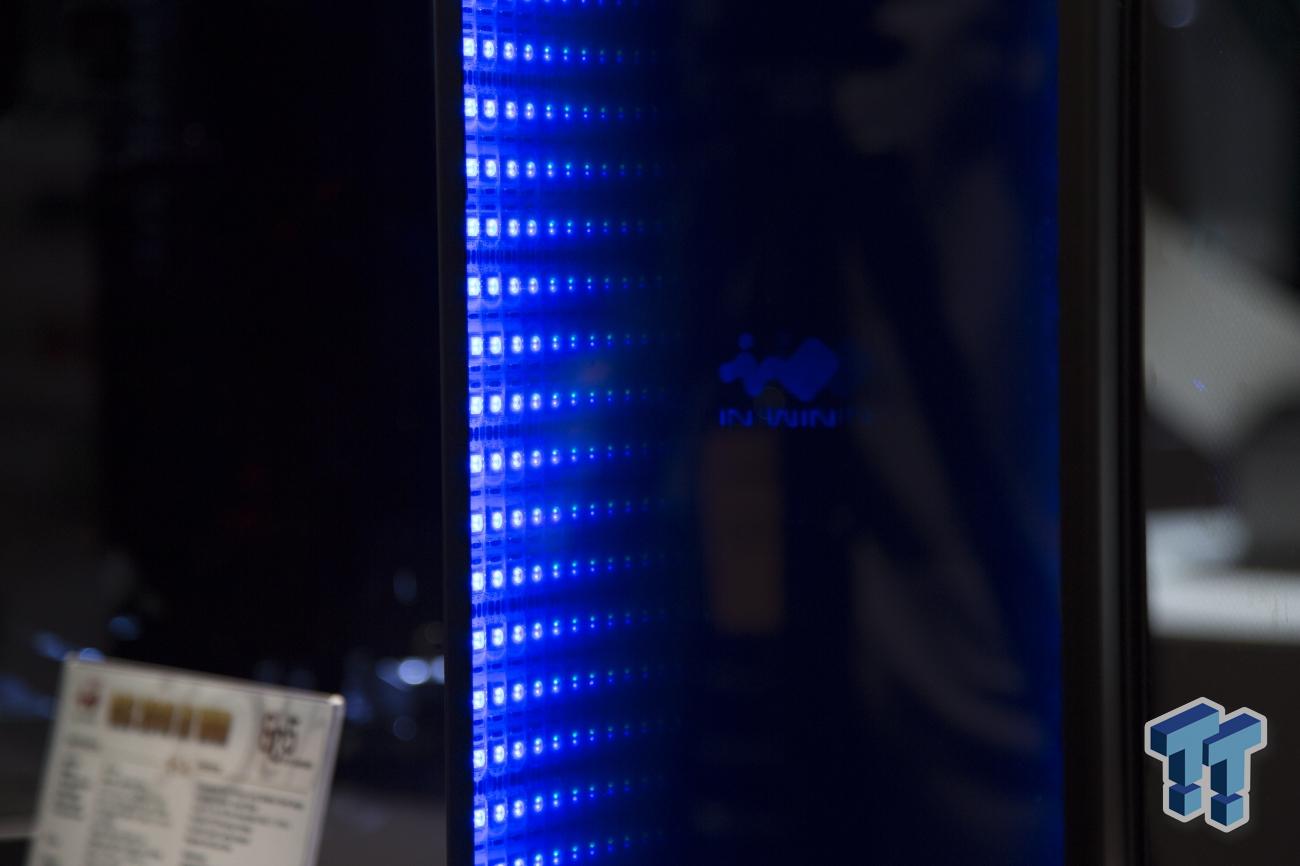 In Win puts an infinity mirror on the 805, with other improvements too