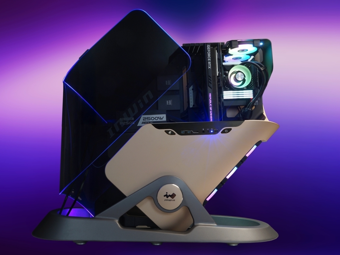 InWin's full-tower futuristic motorized 'Infinite' PC