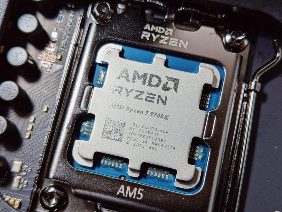 d*e様 AMD Ryzen 7-9700X CPU Two new AMD Zen 5 CPUs spotted priced online - but Ryzen 9700F isn