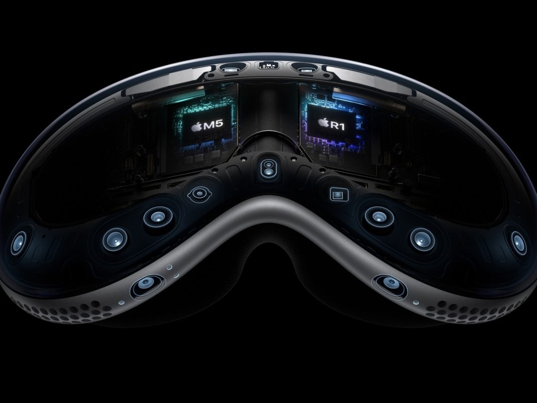 Apple refreshes Vision Pro headset with new M5 processor, new Dual
